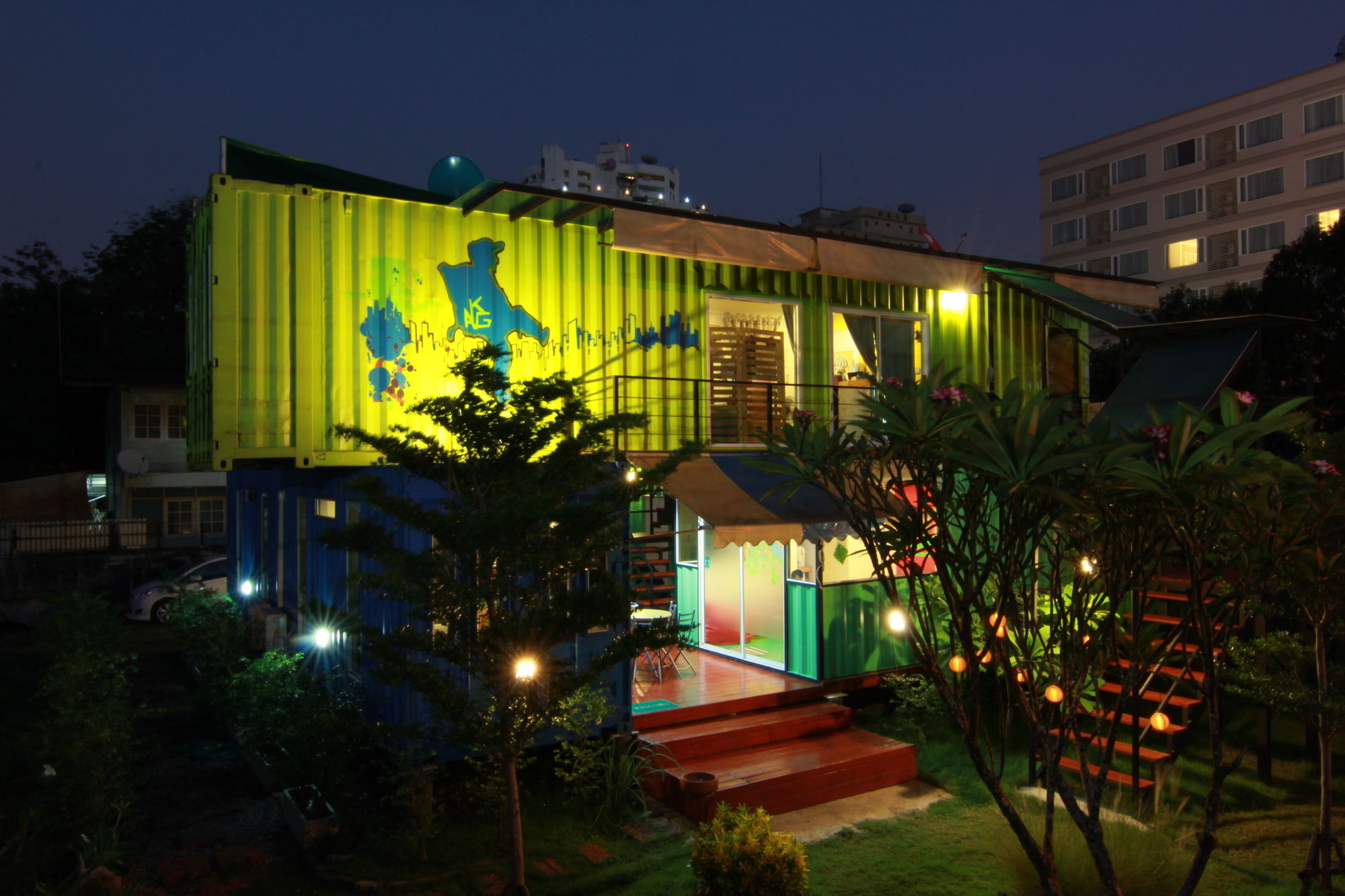 Wh Hostel Bangkok Buitenkant foto